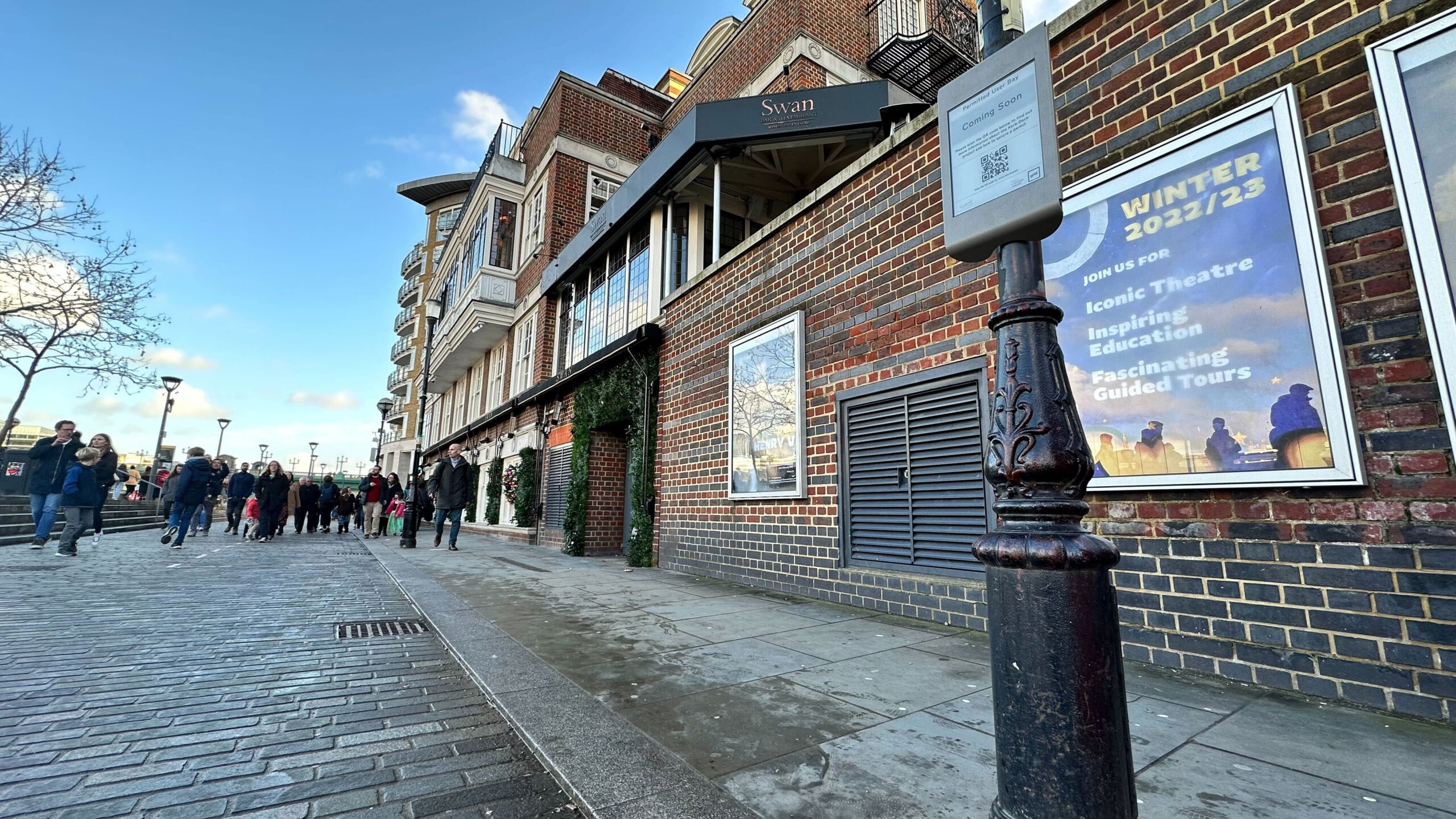 Bankside Permit Loading Bay and Smart Sign - Southwark, London, UK